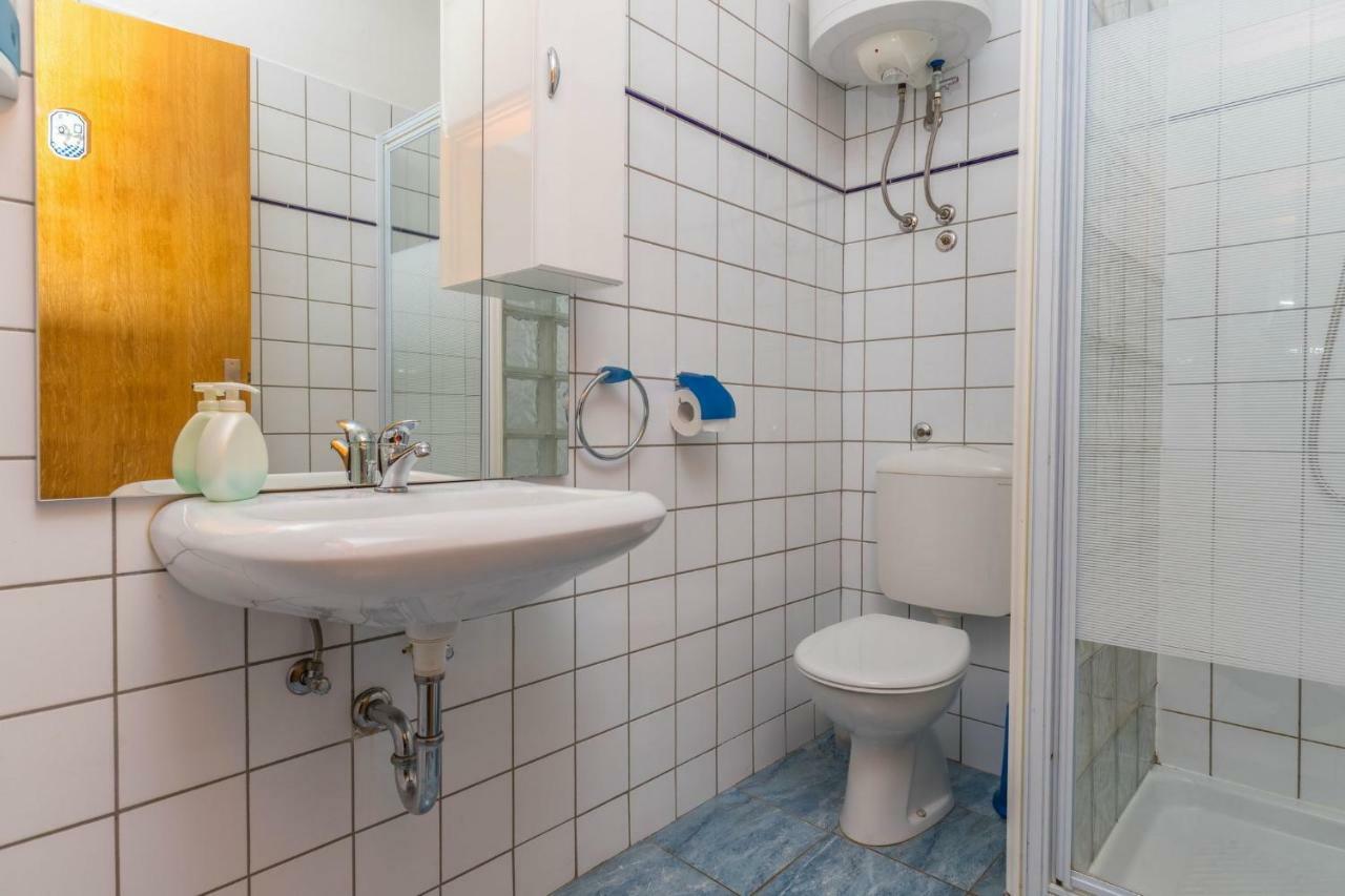 Apartments Adriatic 2 Цриквениця Екстер'єр фото